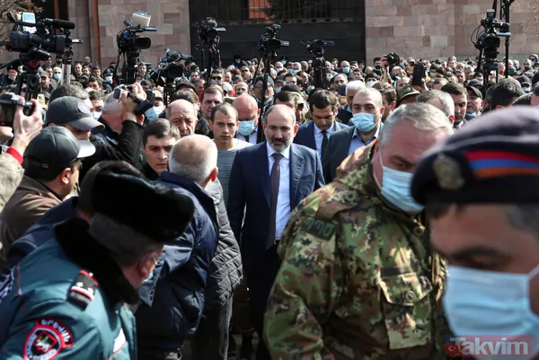 SON DAKİKA! Ermenistan'da darbe girişimi! Paşinyan sokağa indi! Son dakika fotoğrafları - 18