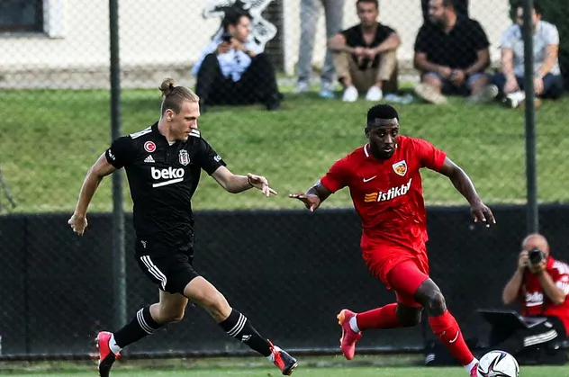 Beşiktaş, Kayserispor'dan 3 yedi