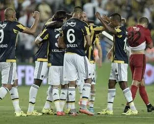 Fenerbahçe işi ilk yarıda bitirdi!
