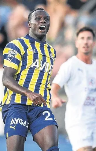 Fenerbahçe'deki yabancı futbolcular can sıkıyor!