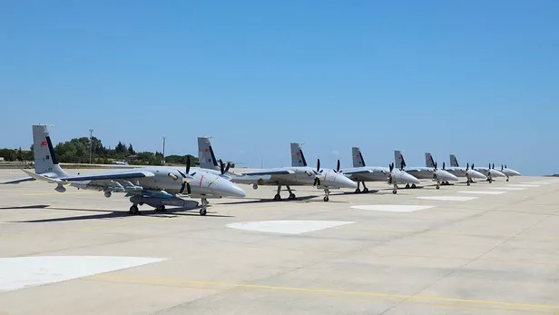 iste-yeni-akincilar-tihalar-pes-pese-dizildi-1657369030540.jpeg Peş peşe dizildiler! İşte AKINCI TİHA filosu...-3