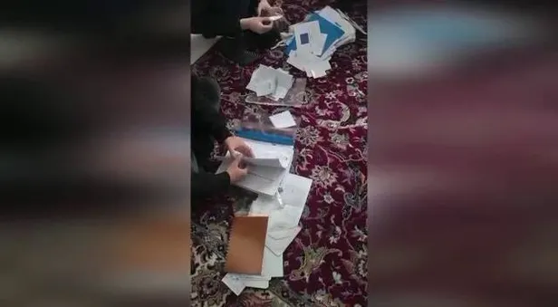 Son dakika: Teröristleri sahte pasaport ve sahte evraklarla yurt dışına kaçıran şebekeye ikinci dalga operasyon-4