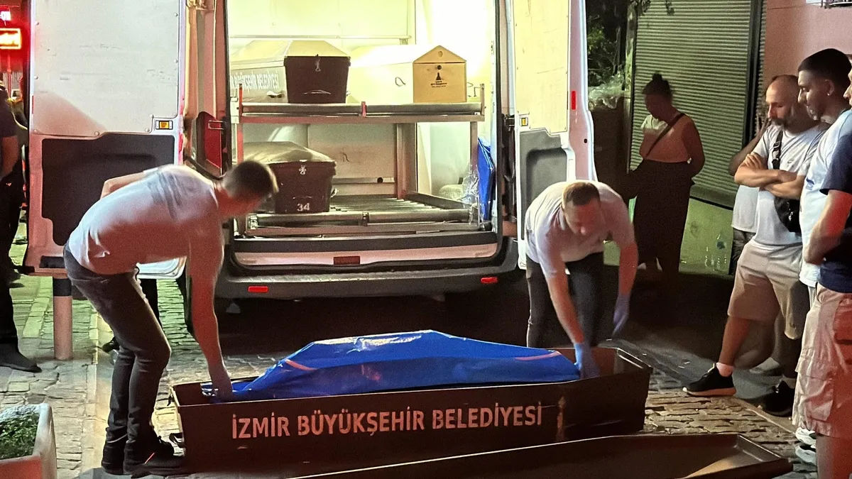 İzmir’de iki kardeşin şüpheli ölümü! Anneleriyle birlikte gittikleri otel odasından cesetleri çıktı!
