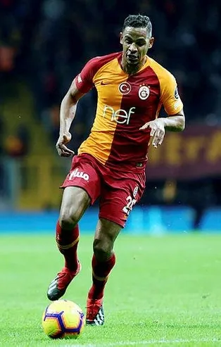 Fernando var Nagatomo yok