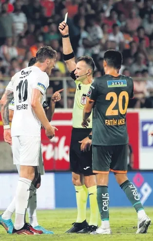 Beşiktaş, Alanya maçındaki hakem yönetimine çok sert tepki gösterdi