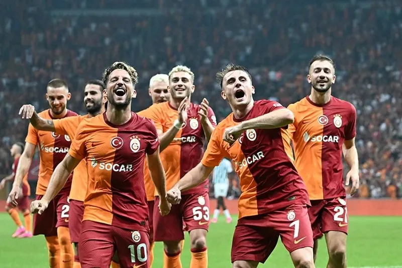 galatasaraydan-avrupa-tarihine-gecen-performans-1714605589096.jpeg Galatasaray'dan Avrupa tarihine geçen performans! Eğer sezonu 105 puanla bitirirse...-3
