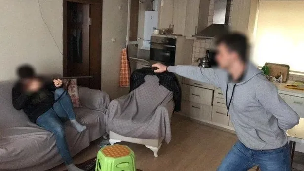 1 dakika sonra facia! Ölümden önce, silah doğrulttukları fotoğraflar ortaya çıktı-1