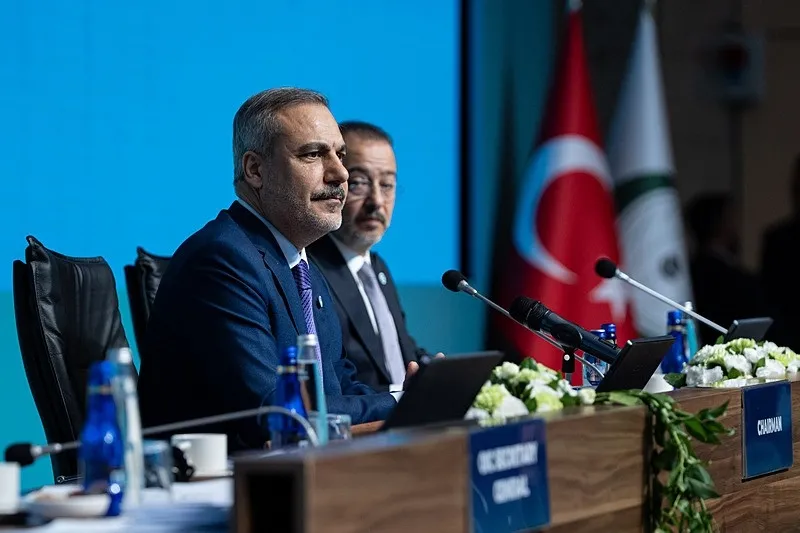 Bakan Fidan'dan 156 kararlık mesaj | İİT açıklaması: İslam aleminin sesini dünyaya duyurduk (AA)