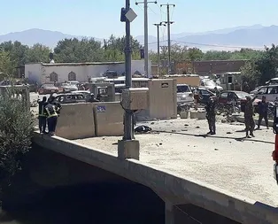 Son dakika: Afganistan Cumhurbaşkanı Eşref Ganinin seçim mitingine bombalı saldırı