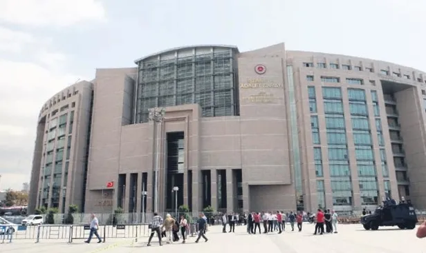 Galatasaray, coronavirüs şokuyla sarsıldı: Fatih Terim ve Abdurrahim Albayrak’ın testleri pozitif çıktı-17