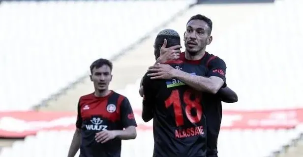 Fatih Karagümrük SK ve Göztepe yenişemedi