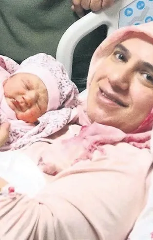 Çocuk sahibi olmak için 3 kez aşılama, 7 kez de tüp bebek tedavisi denedi! En sonunda mucize gerçekleşti