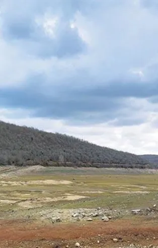 İstanbul'da panik yaratan görüntü! Kuraklık Istranca barajlarını vurdu