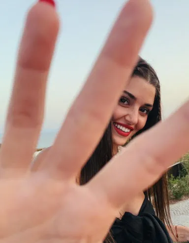 Hande Erçel duştan paylaşım yapmaya alıştı hızını alamadı bir tane daha! Sevgilisi Kerem Bürsin'le duş yetmedi şimdi de...-9