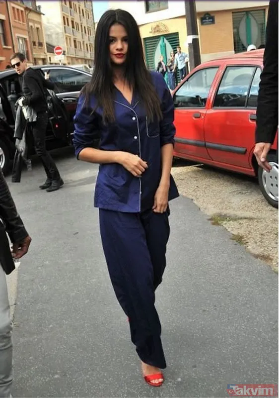 Selena Gomez hastaneye kaldırıldı! Selena Gomez'e ne oldu? - 13