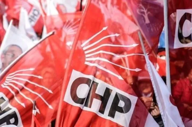 CHP'de İYİ Parti çatlağı! Hepsi istifa etti