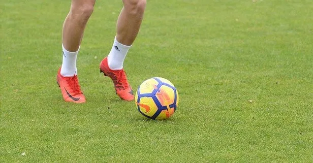 Futbolun beşiğinde 11 yaşından küçük çocuklara kafa topu yasağı