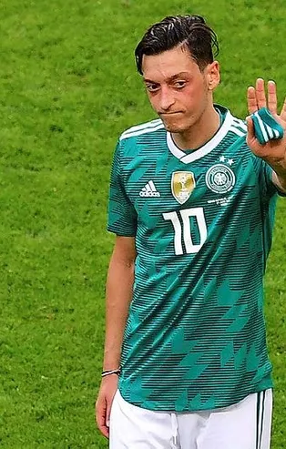 Faşizme yüzyılın golü