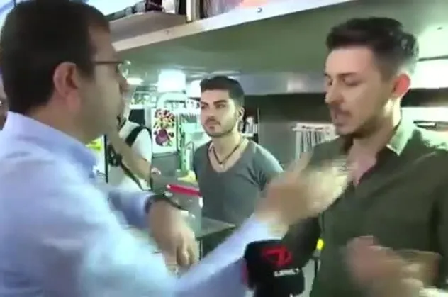 CHP'li Ekrem İmamoğlu'nu köşeye sıkıştıran esnafın eşine bıçak çektiler!