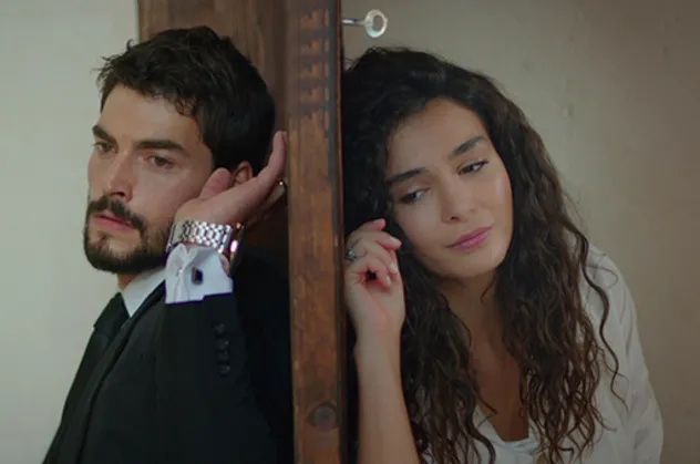 Cuma akşamlarının vazgeçilmezi Hercai zirvede! Avrupa'ya da damgasını vurdu... (15.yeni bölüm fragmanı yayında)