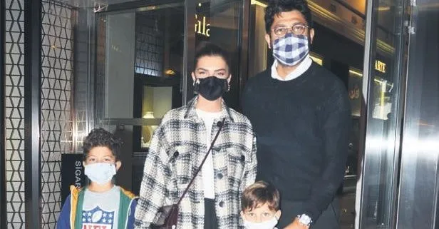 Güzel oyuncu Pelin Karahan eşi Bedri Güntay ve çocuklarıyla alışverişte