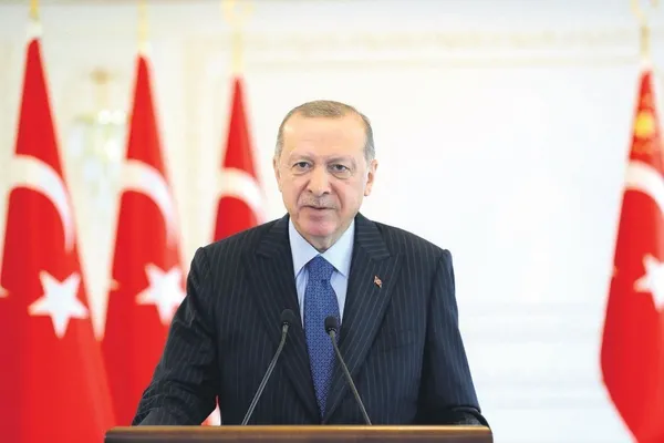 chpli-trollerin-halkalida-kaldi-dedigi-tren-cinin-xian-kentine-ulasti-1608415743459.jpeg CHP'li trollerin "Halkalı'da kaldı" dediği tren Çin'in Xian kentine ulaştı!-5