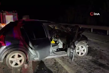 Çorum'da otomobil tıra arkadan çarptı: 1 ölü