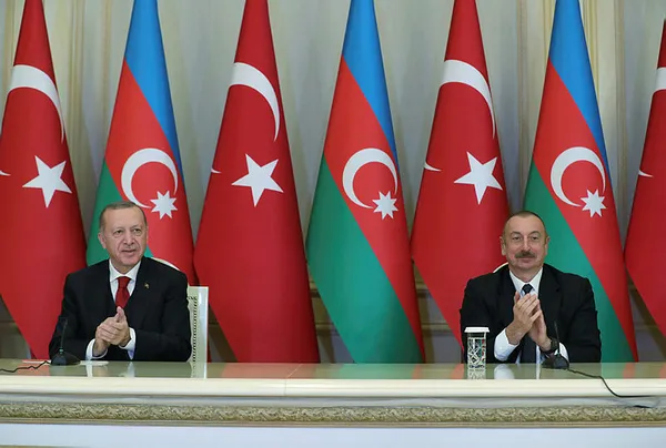 iletisim-baskani-fahrettin-altundan-iranda-bazi-siyasetcilerin-baskan-erdogana-hakaret-etmesine-tepki-saldirgan-ifadeleri-kiniyoruz-1607774164636.jpg İletişim Başkanı Fahrettin Altun'dan İran'da bazı siyasetçilerin Başkan Erdoğan'a hakaret etmesine tepki: Saldırgan ifadeleri kınıyoruz-7