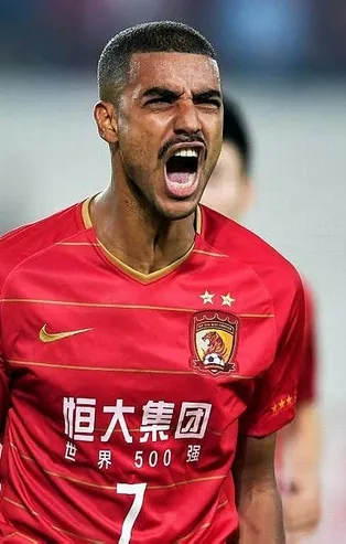 "Galatasaray Alan Carvalho ile anlaştı!"