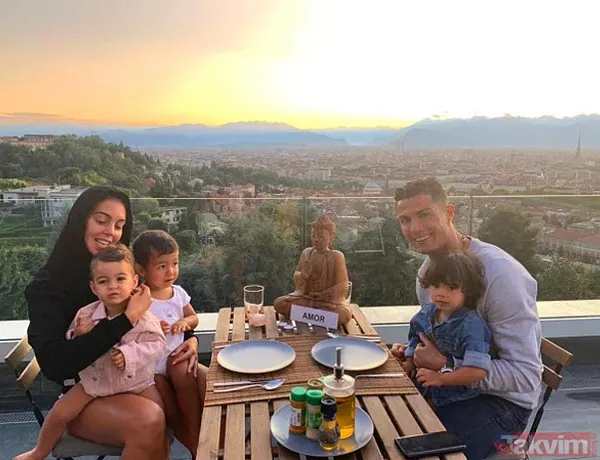 Uğruna 'at gübresi' yenen Cristiano Ronaldo yine yaptı yapacağını! Manchester United'ın yıldızının filosu çene yoruyor - 45