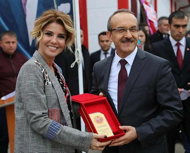38. kez güldürdü