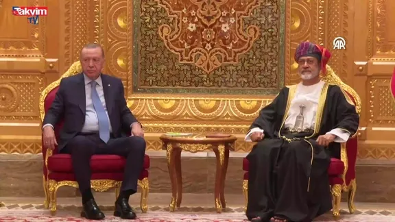 Başkan Erdoğan Umman Sultanı ile görüştü