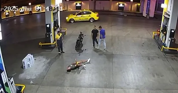 Adana’da korkunç görüntüler! Tartıştığı kişiyi tek yumrukla hastanelik etti