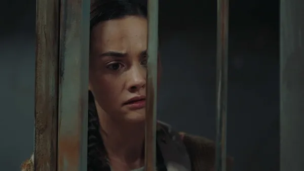 ates-kuslari-31-bolum-2-fragmani-yayinlandi-artik-sevgilim-barbara-komiser-barbar-diyeceksiniz-1699883091835.jpg Ateş Kuşları 31. bölüm 2. fragmanı yayınlandı: Artık sevgilim Barbar’a “Komiser Barbar” diyeceksiniz!-3