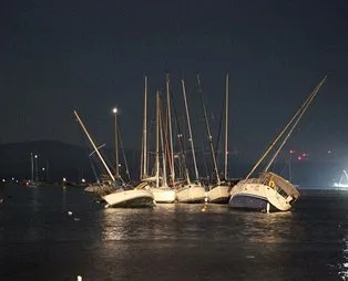 SON DAKİKA İZMİR DEPREM: 6.6'lık deprem sonrası tsunami yaşayan İzmir'den gece yarısı korkutan görüntü