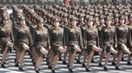 Kuzey Kore’de kadın askerlere resmen işkence ediliyor!