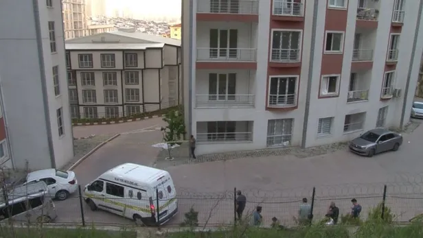 Esenyurt’ta lüks sitede kiralık dairenin camından aşağı düşen Rabia Yaman'ın şüpheli ölümü! Arkadaşlarının ilk ifadesi ortaya çıktı-4