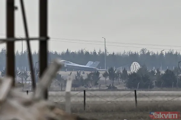 KAAN'ın o özelliği hepsine fark attı! Ne F-22 Raptor ne F-35 yanında halt etmiş! Dünyada bir ilk... - 5