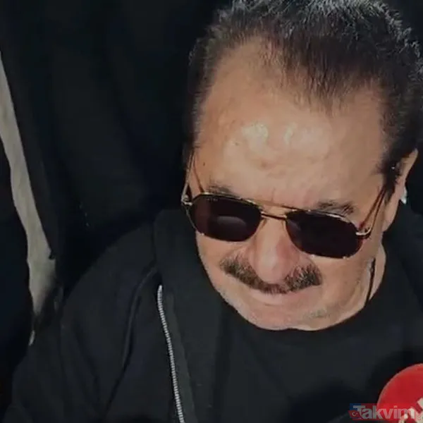 Arabeskin prensini yolcu etmeye geldik. Türkiye'nin başı sağ olsun. Çok ekmeğini yedik. İbo Show'a geldi reytingler tavan yaptı.