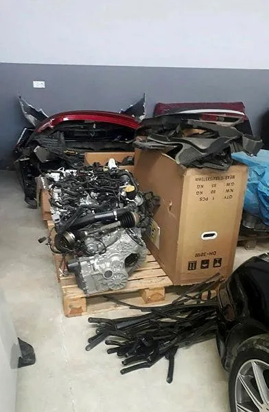 Son dakika: 20 milyon liralık vurgun yapan oto hırsızlık çetesi çökertildi-5