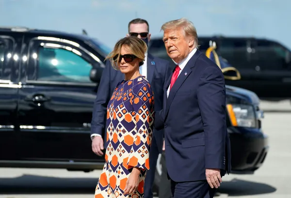 abd-basinindan-bomba-iddia-donald-trump-ile-melania-trump-ayri-yataklarda-uyuyordu-1611295112750.jpg ABD basınından bomba iddia: Donald Trump ile Melania Trump ayrı yataklarda uyuyordu-2