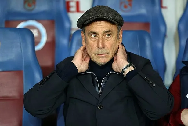 trabzonspor-teknik-direktoru-abdullah-avci-sampiyonluk-mesalesini-yakti-bu-ciktigimiz-harika-bir-yol-1645823557686.jpeg Trabzonspor Teknik Direktörü Abdullah Avcı şampiyonluk meşalesini yaktı: Bu çıktığımız harika bir yol-4