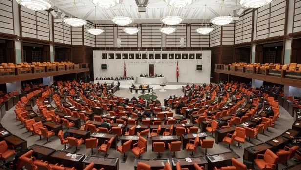 elektronik-ticaretin-duzenlenmesi-hakkinda-kanunda-degisiklik-yapilmasina-dair-kanun-teklifi-tbmmde-1656470438081.jpeg Elektronik Ticaretin Düzenlenmesi Hakkında Kanunda Değişiklik Yapılmasına Dair Kanun Teklifi TBMM'de-2