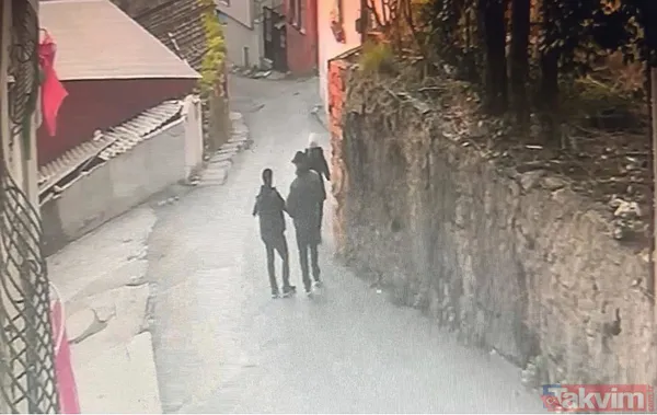 Beyoğlu'nda inanılmaz görüntüler... Sevgilisinin boğazına bıçak dayayan adamı silahla vurdu - 9