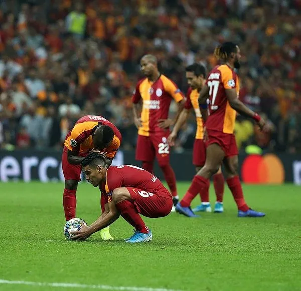 Uzmanlar Falcao'nun sakatlığına ilişkin açıklama yaptı: Çok daha kötü bir hale gelebilir ve kopabilirdi-1