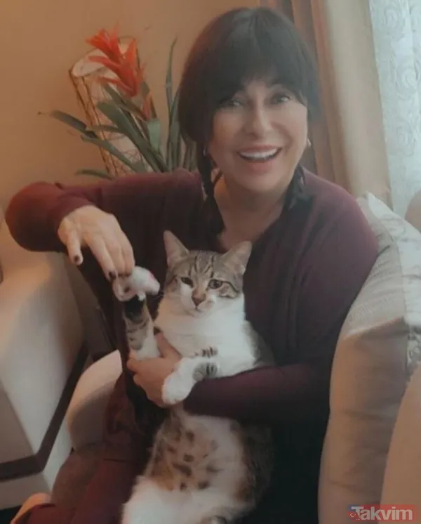 Nilgün Belgün’ün genç sevgilisi bakın kim çıktı 'benden küçük ilk flörtümdü!' Yıllardır saklıyordu meğer Yıldız Tilbe de... - 2