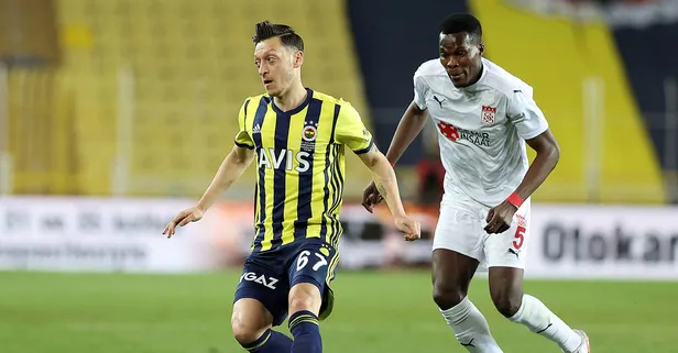 İkinci Van Persie krizi kapıda! Mesut Özil hazır değil...