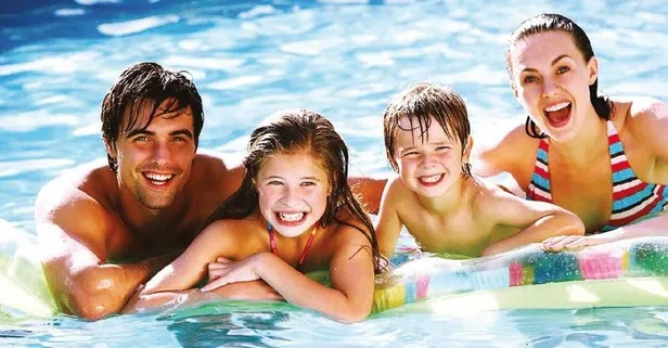 Serinlemek için plajlara koşan İstanbullulardan şikayet yağdı! Plaj ücretleri pes dedirtti