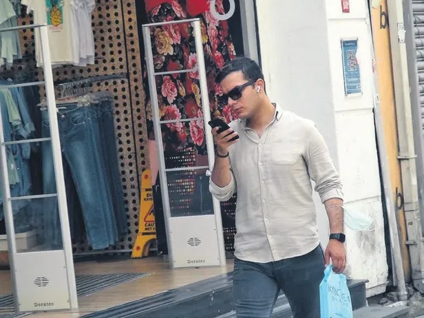 Davalar başladı Kovid-19 unutuldu: İki gün iki farklı görüntü-8