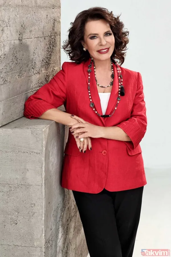 Suzan Avcı’nın son hali kızının paylaşımında ortaya çıktı! Yeşilçam'ın fettan güzeli bakın şimdi ne halde... - 22